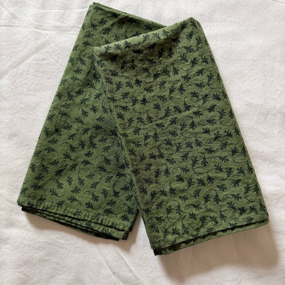 🌿 SET of 2 Green Botanical Tree Print Linens | Rustic Farmhouse Table Decor